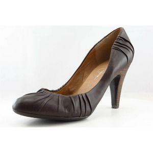 Jessica Simpson Pumps, Classics Brown Leather Women Shoes Size 9‎ Medium